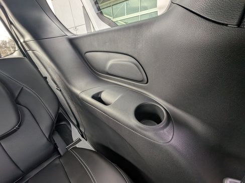 New 2026 Chrysler Voyager LX image 38