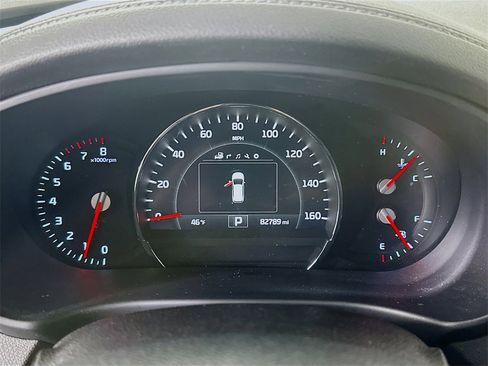 Used 2016 Kia Sorento SX image 12