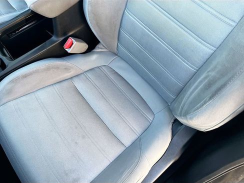 Used 2019 Honda CR-V EX image 19