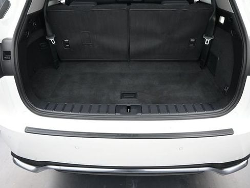Used 2022 Lexus RX 350L Premium w/ Premium Package AWD/4WD image 26