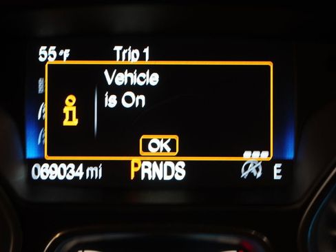 Used 2018 Ford Escape Titanium AWD/4WD image 4