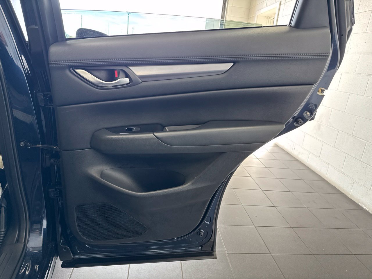 Used 2021 MAZDA CX-5 Touring FWD image 47