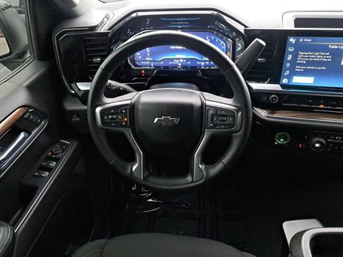 Used 2023 Chevrolet Silverado 1500 LT Trail Boss w/ Protection Package image 16