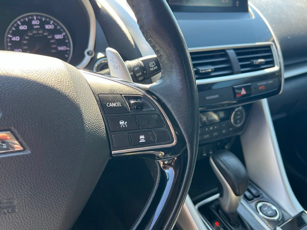 Used 2019 Mitsubishi Eclipse Cross SEL AWD/4WD image 18