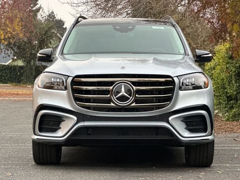 New 2026 Mercedes-Benz GLS 450 4MATIC image 8