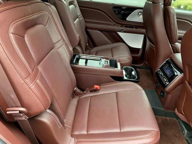 Used 2023 Lincoln Aviator Black Label w/ Jet Package AWD/4WD image 16