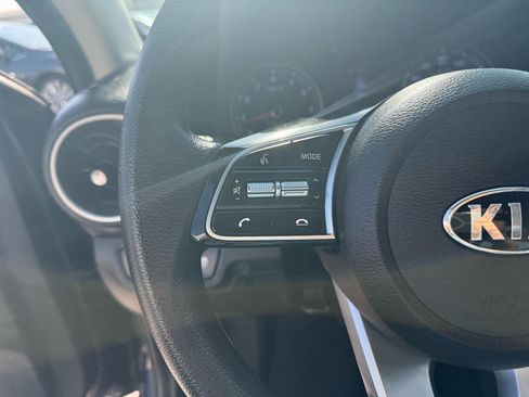 Used 2021 Kia Forte Sedan FWD image 16