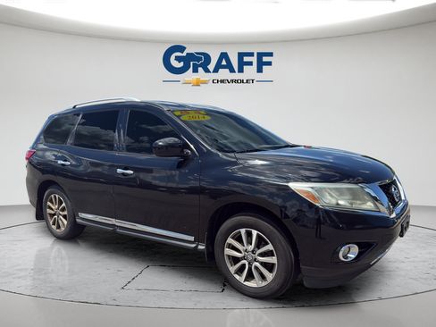 Used 2014 Nissan Pathfinder SL w/ SL Tech Package AWD/4WD image 16
