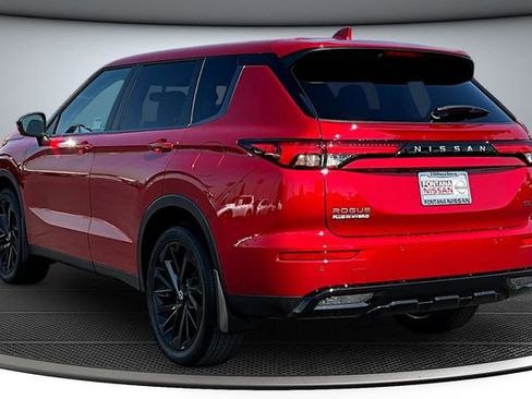 New 2026 Nissan Rogue SL image 3