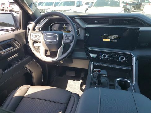 New 2026 GMC Sierra 1500 Denali w/ Denali Reserve Package image 8