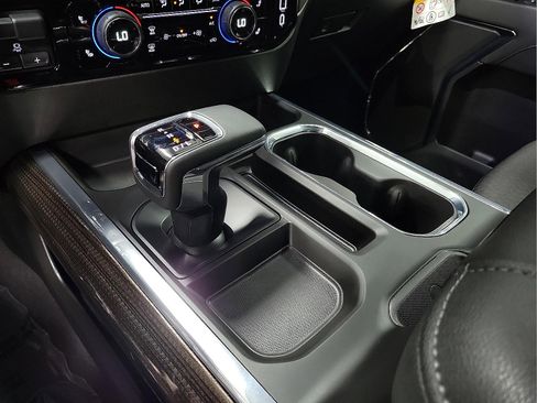 Used 2023 Chevrolet Silverado 1500 RST image 18