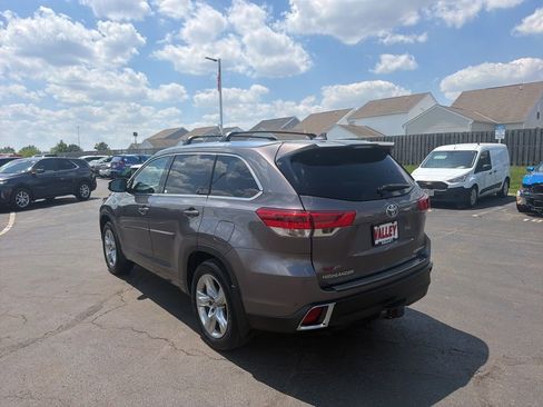 Used 2018 Toyota Highlander Limited AWD/4WD image 5