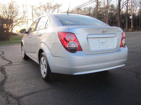 Used 2014 Chevrolet Sonic LS image 30