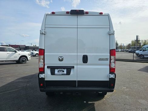 New 2025 RAM ProMaster 3500 w/ Quick Order Package 22G SLT image 5