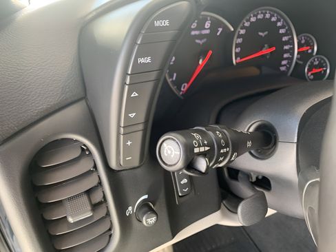 Used 2008 Chevrolet Corvette Convertible w/ Preferred Equipment Group image 18