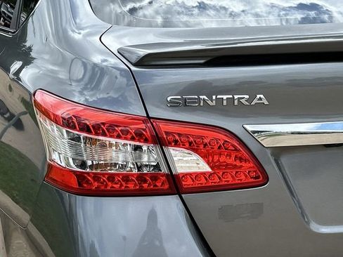 Used 2015 Nissan Sentra SR FWD image 7