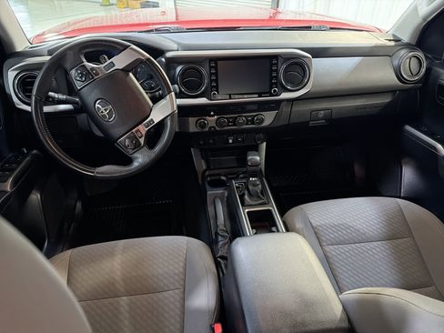 Used 2021 Toyota Tacoma SR5 w/ Technology Package AWD/4WD image 22