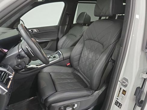 Used 2026 BMW X7 xDrive40i AWD/4WD image 5