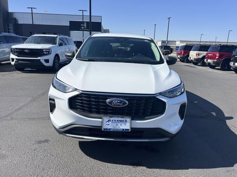 Certified 2025 Ford Escape Active AWD/4WD image 2