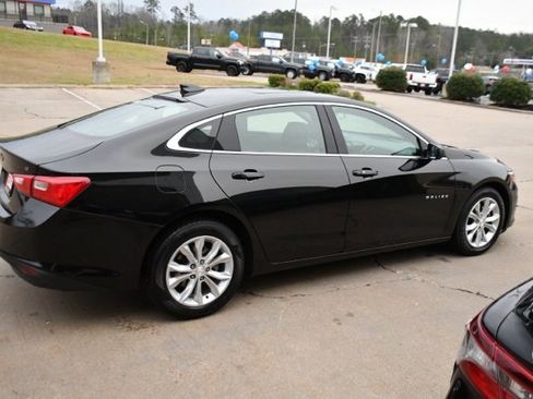 Used 2024 Chevrolet Malibu LT image 6