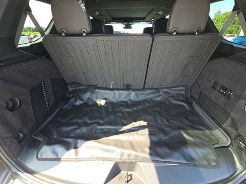 Used 2023 Chevrolet Tahoe RST w/ Luxury Package RWD image 15