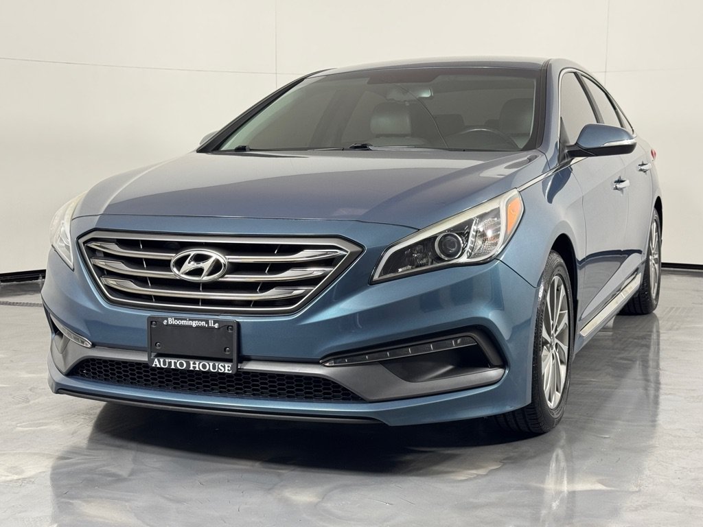 Used 2015 Hyundai Sonata Sport w/ Option Group 03 FWD image 10