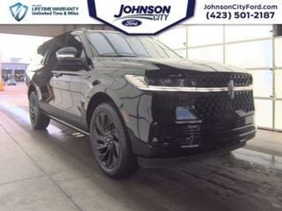 Used 2025 Lincoln Navigator L Reserve w/ Jet Appearance Package