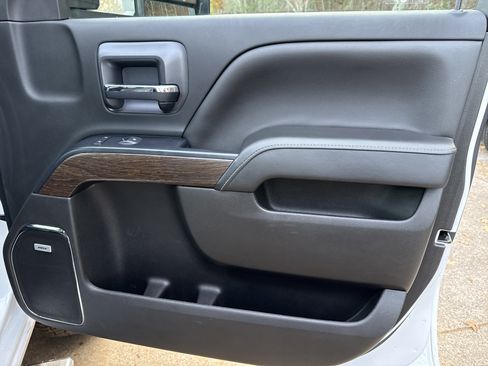 Used 2019 GMC Sierra 2500 Denali w/ Duramax Plus Package image 16