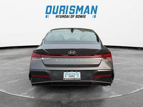 Used 2024 Hyundai Elantra Limited FWD image 5