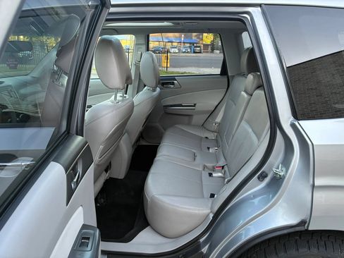 Used 2011 Subaru Forester 2.5X Limited AWD/4WD image 12