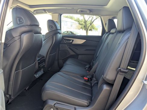 New 2026 Acura MDX SH-AWD image 15