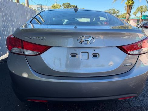 Used 2012 Hyundai Elantra Limited image 17