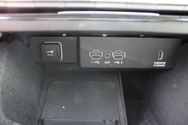 Used 2022 Jeep Wagoneer Series III w/ Premium Group I AWD/4WD image 26