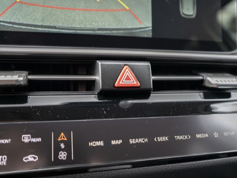 New 2026 Kia Sportage EX image 22