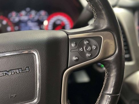 Used 2016 GMC Yukon Denali w/ Open Road Package AWD/4WD image 35