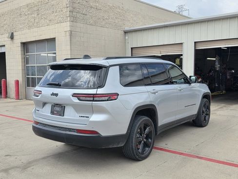 Used 2024 Jeep Grand Cherokee L Limited w/ Luxury Tech Group II AWD/4WD image 5