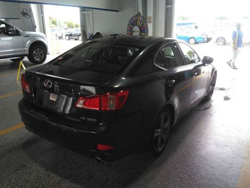 Used 2012 Lexus IS 350 w/ Premium Pkg Value Edition RWD image 3