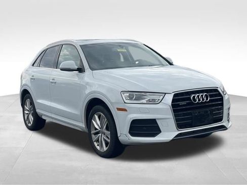 Used 2016 Audi Q3 2.0T Premium Plus w/ Technology Package image 3