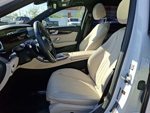 Used 2022 Mercedes-Benz E 350 4MATIC Sedan image 15