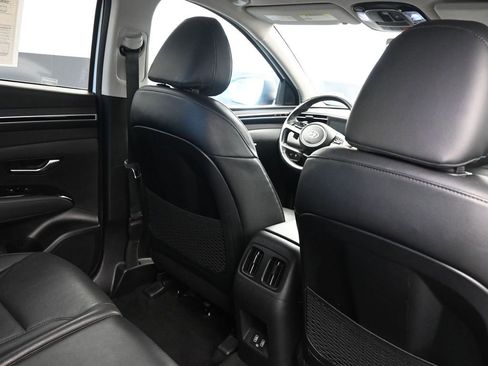 Used 2024 Hyundai Tucson Limited image 15