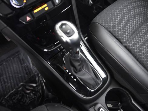 Used 2022 Buick Encore Preferred w/ Safety Package image 23