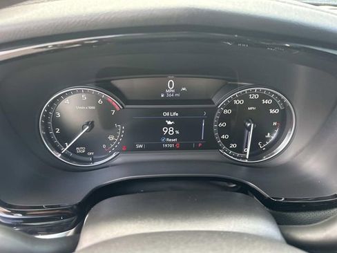 Certified 2025 Cadillac XT6 Luxury image 24