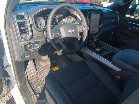 Used 2025 RAM 1500 Big Horn image 12
