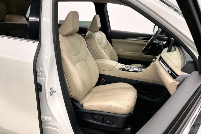 Used 2024 INFINITI QX60 Luxe AWD/4WD image 8