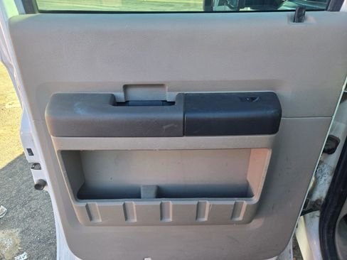 Used 2009 Ford F350 Lariat image 12