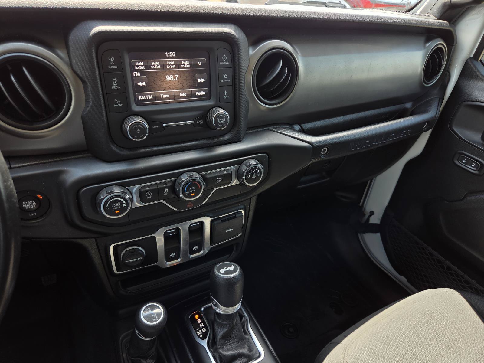 Used 2020 Jeep Wrangler Sport AWD/4WD image 19