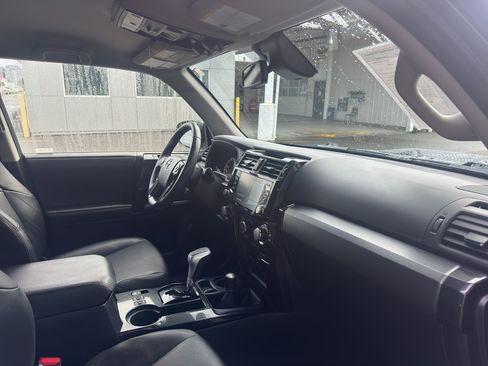 Used 2021 Toyota 4Runner TRD Off-Road Premium image 40