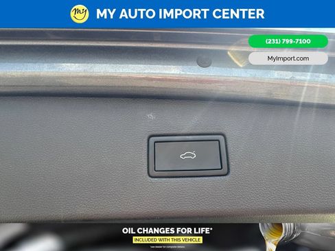 Used 2024 Volkswagen Tiguan SE R-Line AWD/4WD image 30