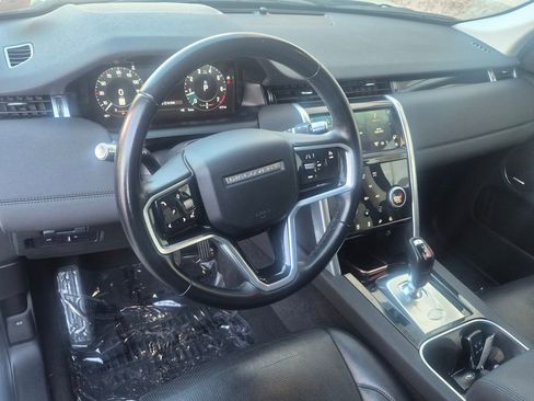 Used 2022 Land Rover Discovery Sport SE image 25
