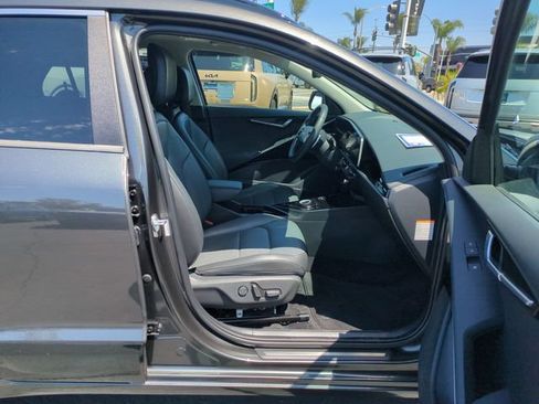 Certified 2024 Kia Niro Wave FWD image 32